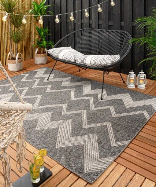 Alfombra de exterior en zigzag Sunny - Gris Oscuro - sfeer