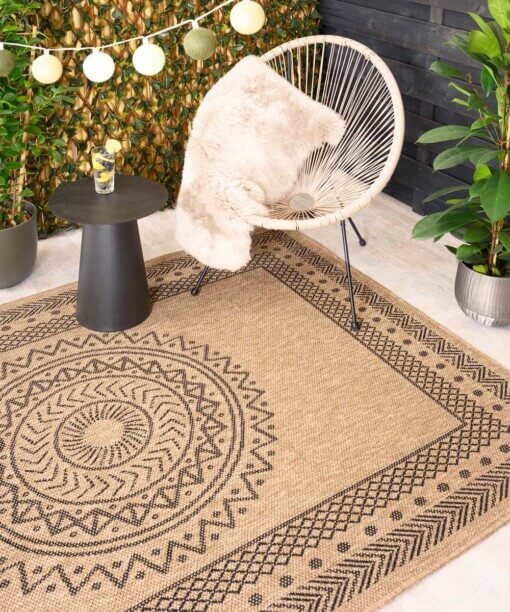 Alfombra de exterior efecto yute - Boho Mandala Beige/Negro