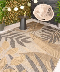 Alfombra de exterior con hojas de palmera - Coastal Coral Beige