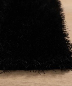 Alfombra de pasillo de pelo largo - Posh Velours Negro - close up