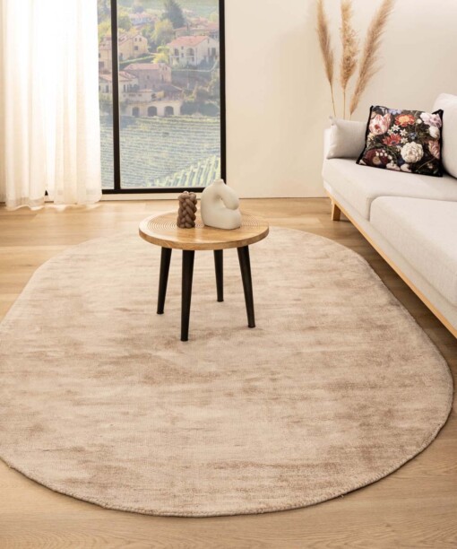 Alfombra ovalada de viscosa - Glamour Beige - sfeer